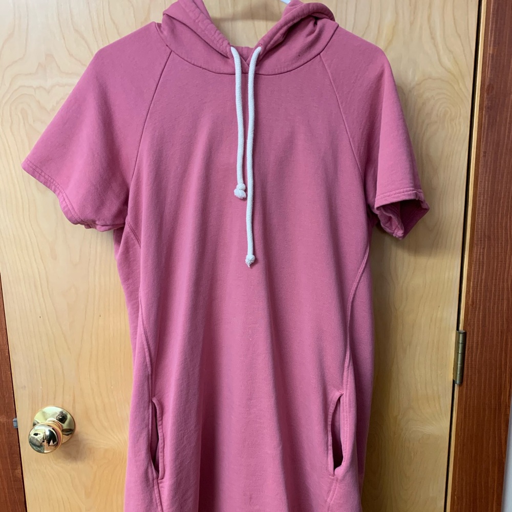 Pact t-shirt hoodie dress